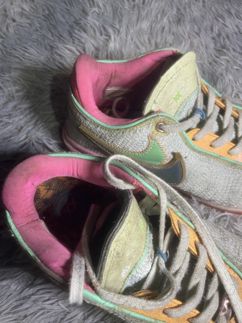 Lebron 20s - Time Machine (Category: Sneakers & Footwear) located in Manila. Submitted by kyyyyyih (Listing ID 1470280407, Image 2). Description: OEM!! Traction, Sqeak, breathability? Still good! Just need to be cleaned, not really used PS!! No Box:(.