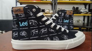(Category: ) located in . Submitted by wichaelthriftstall (Listing ID 1470315543, Image 1). Description: .