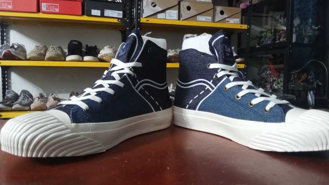 Lee Midcut Jeans Sneakers (Category: Sneakers) located in Cainta. Submitted by wichaelthriftstall (Listing ID 1470315144, Image 2). Description: size 9 euro 43 location Cainta Rizal (Sto.Domingo) payment first before equipped rules. for meet up only dito lang po: Uncle John's Riverside Ortigas Extension near SM East Ortigas. mode of payment - gcash,maya, maribank,gotyme and more. mode of shipping - j&t,lalamove,joyride,grab,angkas padala, jrs, LB