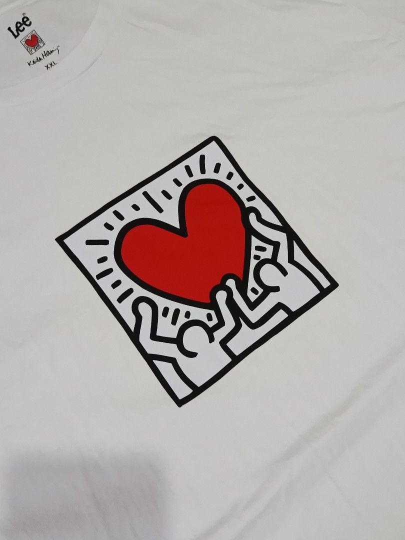 LEE X KEITH HARING TSHIRT (freeshipping) (Category: Tshirts & Polo Shirts ) located in Quezon City. Submitted by gyl-stop (Listing ID 1470271700, Image 2). Description: free shipping 23 x 30 excellent condi cr: 9.8/10 issue: need wash sa sleeves.