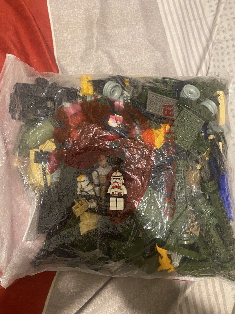 Lego bootleg lot (clone trooper only for comparison) (Category: Lego & Building Sets) located in Quezon City. Submitted by lambert2490 (Listing ID 1470323304, Image 1). Description: Price fixed.