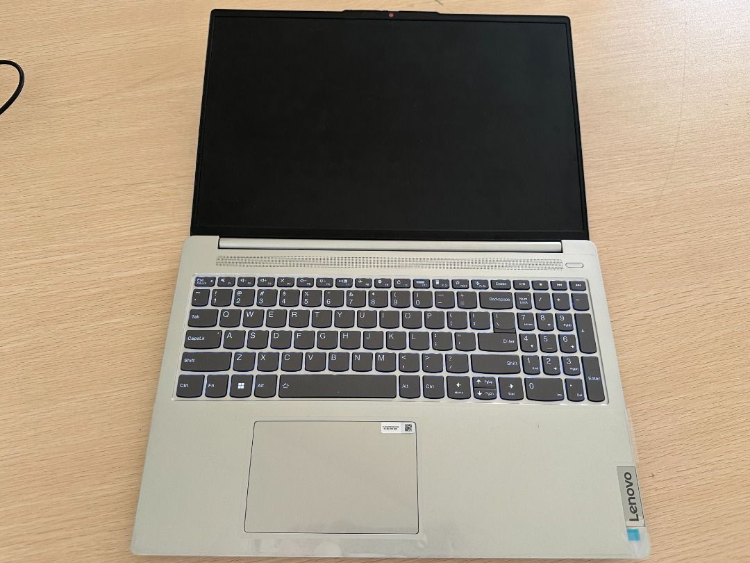 Lenovo IdeaPad Slim 5i 16" (Category: Laptops & Notebooks) located in Legazpi City. Submitted by benzzzzy (Listing ID 1470222362, Image 3). Description: Lenovo IdeaPad Slim 5i 16” – Intel Core i5 | 8GB RAM | 512GB SSD Price: ₱29,950 Selling my Lenovo IdeaPad Slim 5i 16-inch laptop. Good for work, school, programming, and everyday use. Specifications: - Intel Core i5 processor - 8GB RAM - 512GB SSD - 16-inch display - backlit keyboard Condition & 