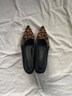 (Category: ) located in . Submitted by bygaelle.co (Listing ID 1470264760, Image 1). Description: .
