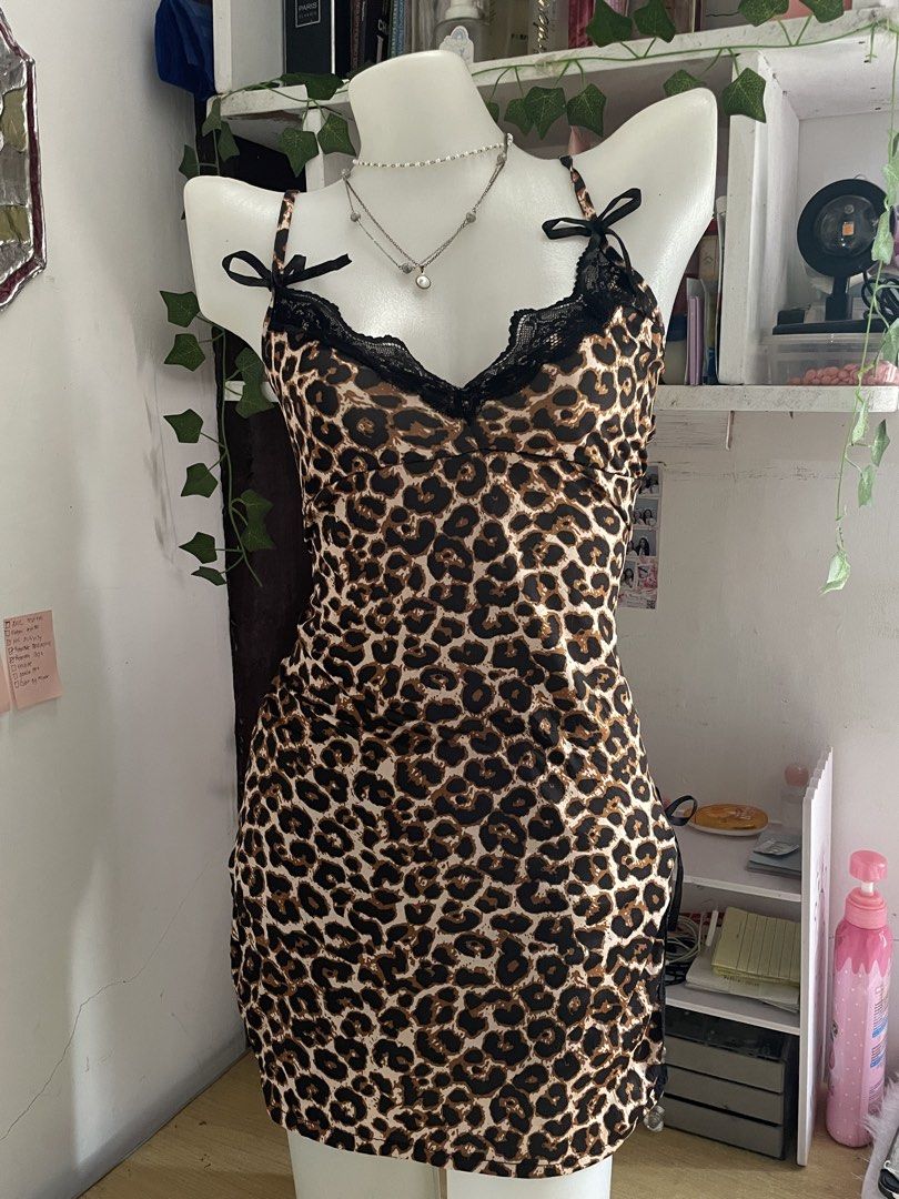 Leopard print mini dress (Category: Dresses) located in Puerto Princesa. Submitted by bygaelle.co (Listing ID 1470262653, Image 1). Description: .