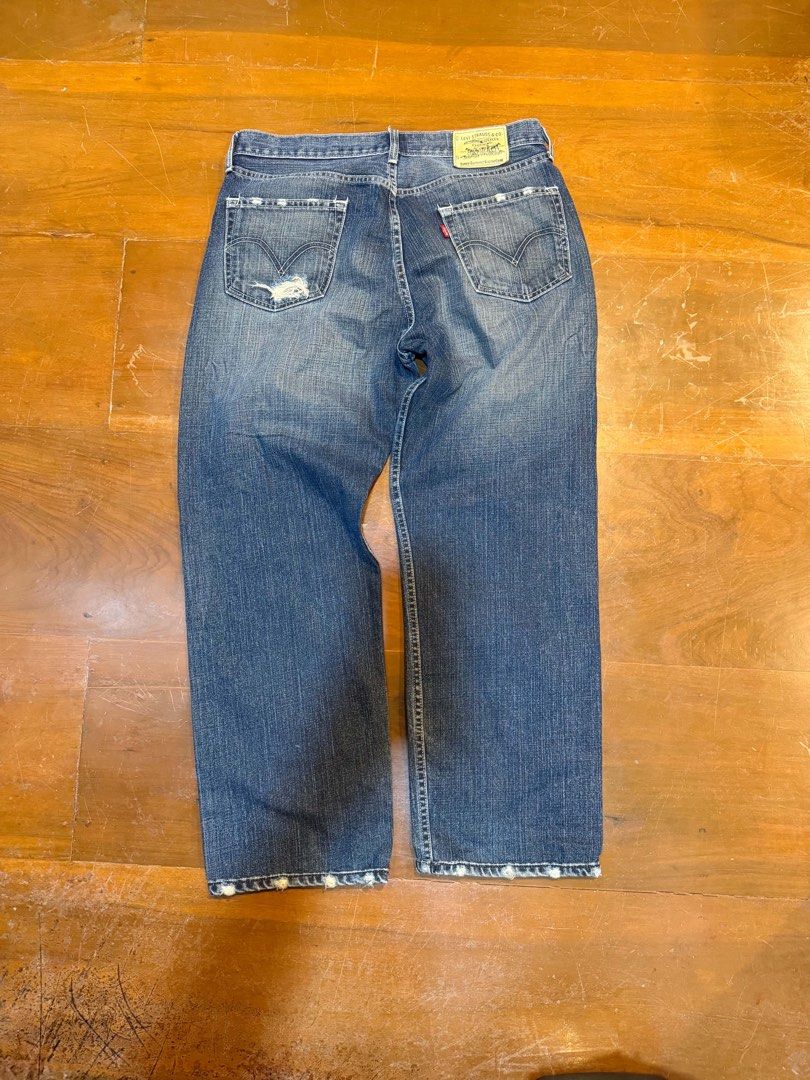 Levi Strauss & Co. Distressed Jeans (Category: Jeans) located in Zamboanga. Submitted by itsyagurll (Listing ID 1470279798, Image 2). Description: Measurements Waist: 34 inches Length: 42.5 Rise: 12 Leg hole: 9.