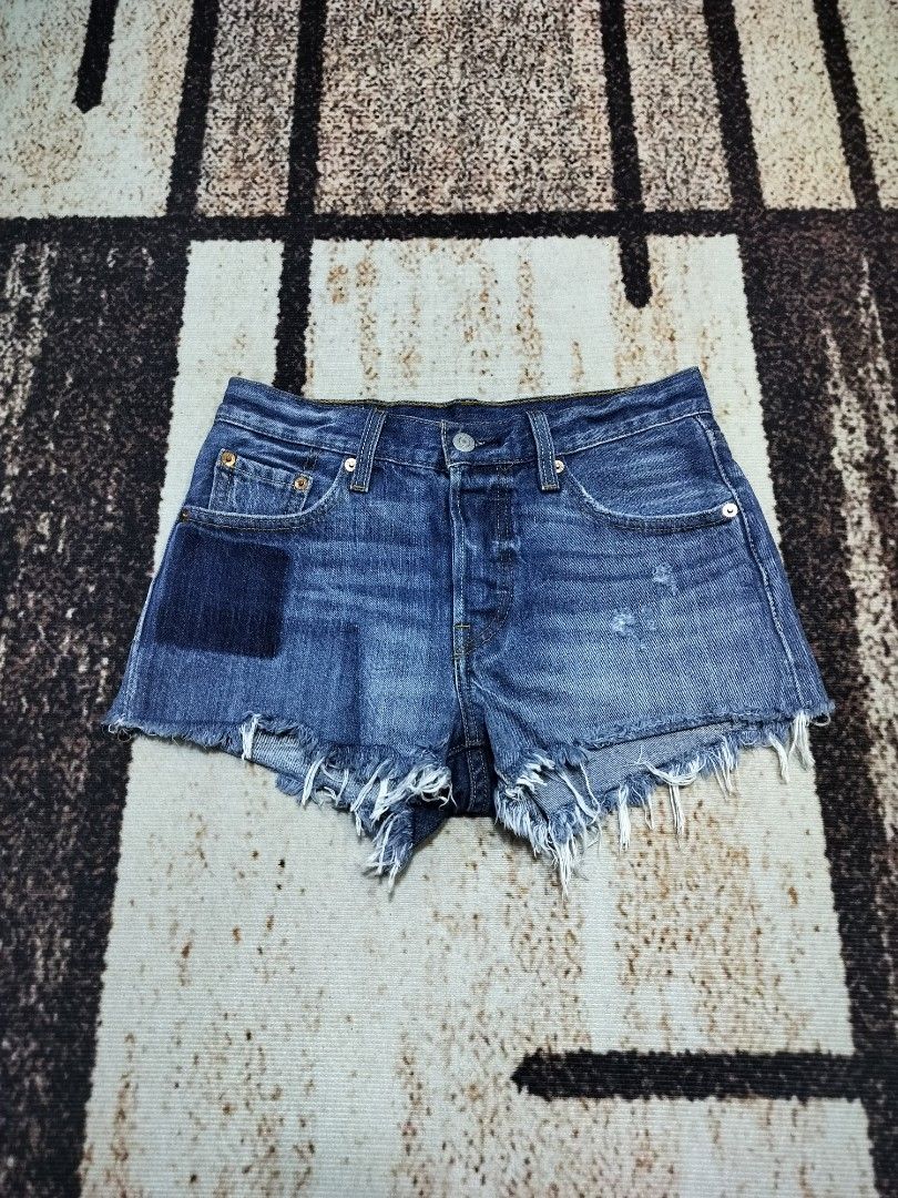 Levi's 501 Button Down Cutoff Shorts (Category: Shorts) located in Taguig. Submitted by thriftybounce (Listing ID 1470251169, Image 2). Description: Size : 26-27 Length : 9 Leg Open : 8.5 Color Rate : 9.5/10 Issue : None.