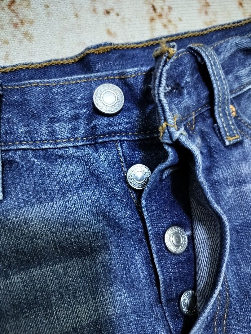 Levi's 501 Button Down Cutoff Shorts (Category: Shorts) located in Taguig. Submitted by thriftybounce (Listing ID 1470251169, Image 3). Description: Size : 26-27 Length : 9 Leg Open : 8.5 Color Rate : 9.5/10 Issue : None.