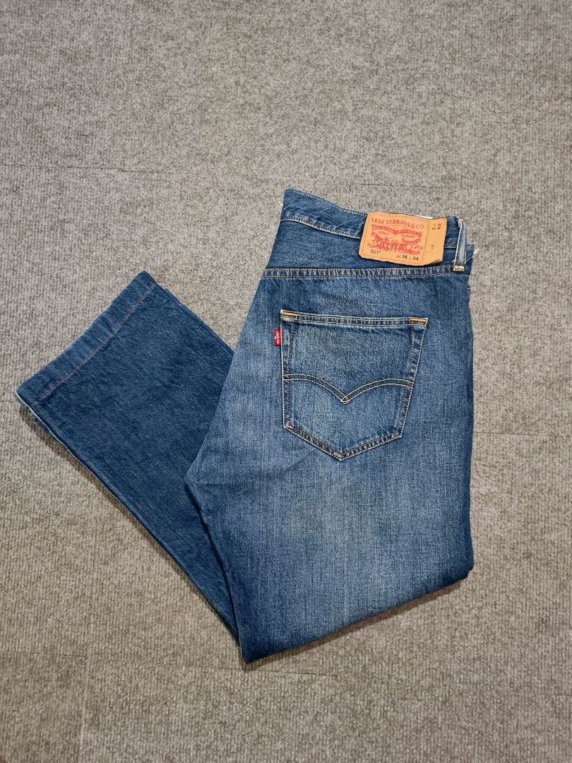 LEVIS 501 BUTTONFLY (Category: Jeans) located in Getafe. Submitted by charlon_thrift (Listing ID 1470300417, Image 1). Description: Levis 501 Buttonfly size 36 altered length 1500 only unli vouch/vcall Loc: Bohol📍.