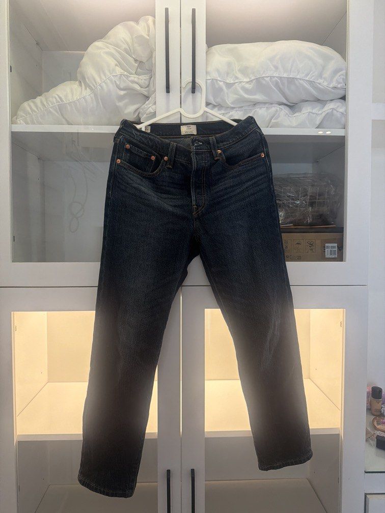 Levis 501 jeans (Category: Jeans) located in Quezon City. Submitted by destashingmycloset (Listing ID 1470155599, Image 1). Description: .
