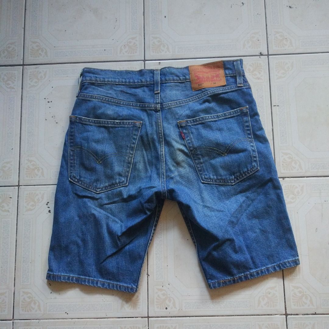 Levis 502 Denim Short 31.5 actual (Category: Shorts) located in Pasay City. Submitted by denimdude.ph (Listing ID 1470265990, Image 2). Description: .