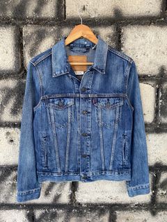 (Category: ) located in . Submitted by theluxurythrift.ph (Listing ID 1470190756, Image 1). Description: .