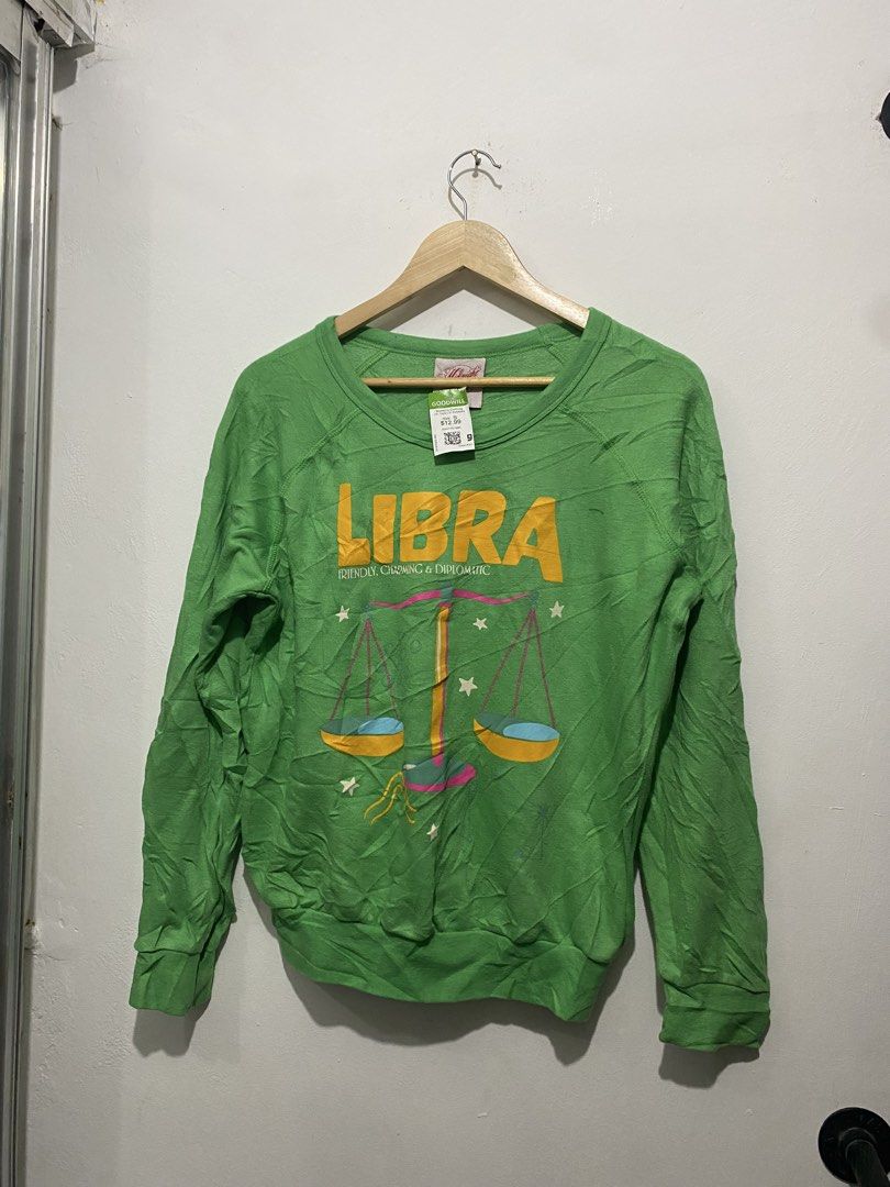 Libra Green Graphic Print Long Sleeve Sweatshirt (Category: Longsleeves) located in Manila. Submitted by telly.742 (Listing ID 1470290145, Image 1). Description: .