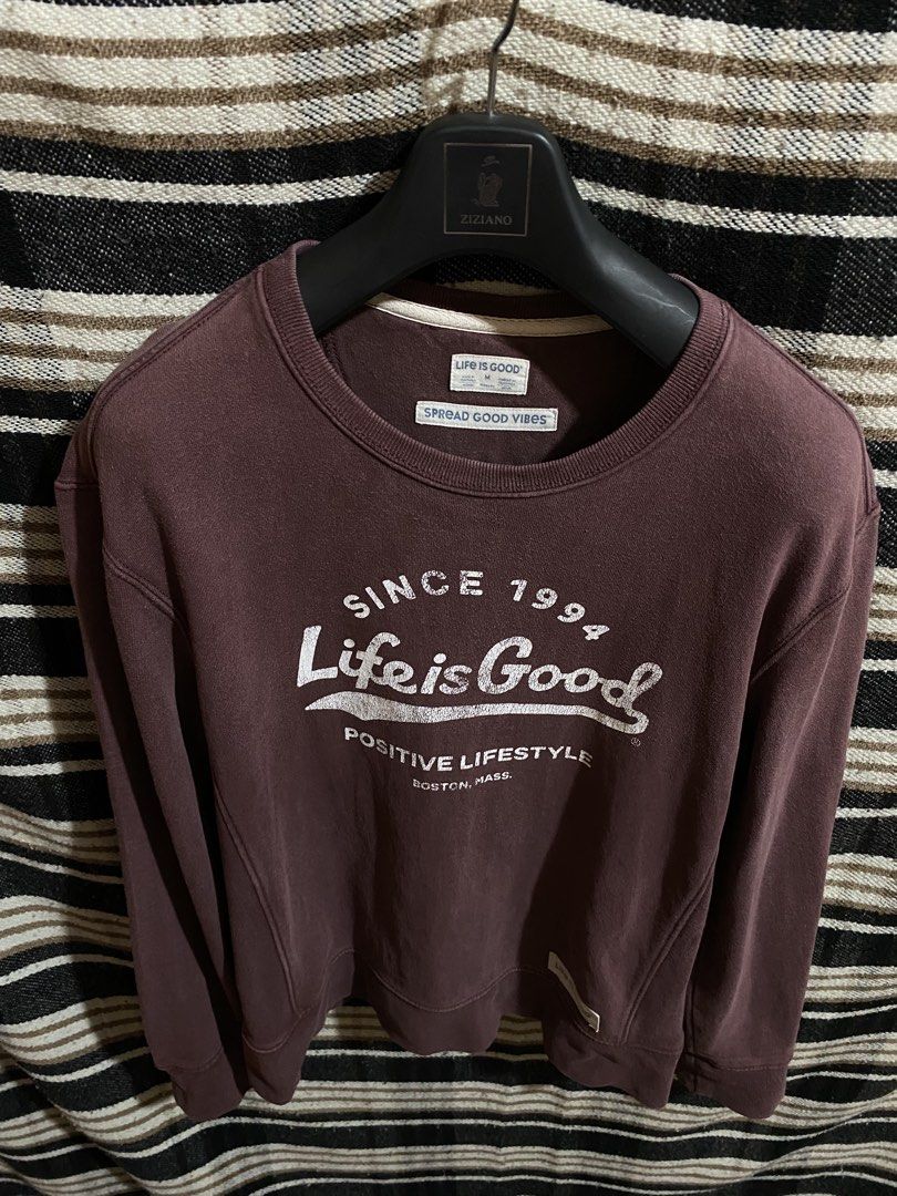 Life is Good Sweater (Category: Coats, Jackets and Outerwear) located in Paranaque City. Submitted by bestwear.09 (Listing ID 1470317910, Image 1). Description: Sized: Medium Dimensions 📏 Shoulders: 19.5 inches Sleeves: 23 inches Length: 25.5 Width: 20 inches Ready to Wear For more fashion choice you may desire, check out our Facebook Page: selrach’s bestwear .