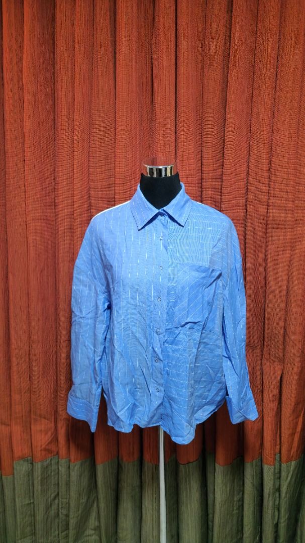 Light Blue Pinstriped Long Sleeve Button Down Shirt (Category: Shirts) located in Caloocan City. Submitted by mocs.stash (Listing ID 1470192540, Image 1). Description: Light Blue Pinstriped Long Sleeve Button Down Shirt Selling for ₱100 Condition: Preloved in great condition Price: ₱100 Shipping & Location Details: Location: Caloocan Shipping Fee: Paid by buyer Couriers: Grab Express, Lalamove, GoGo Xpress (GGX), or LBC Send a direct message to b