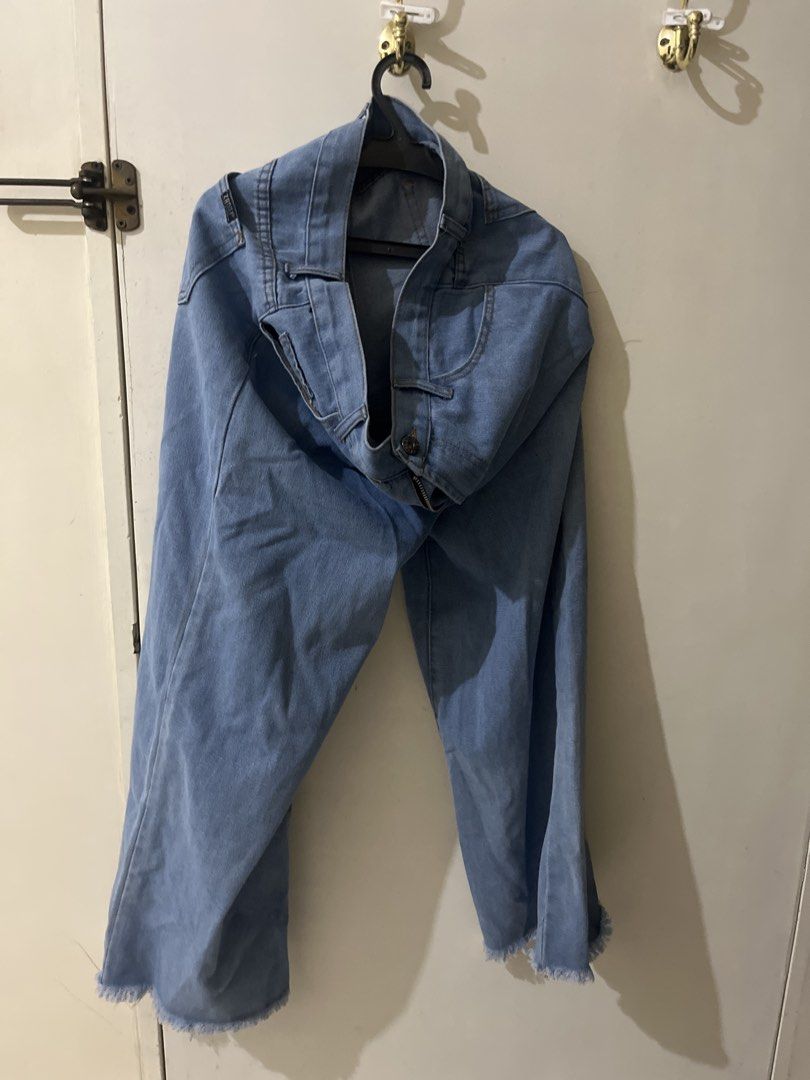 Light wash blue denim jeans with raw hem (Category: Jeans) located in Caloocan City. Submitted by jhamdvilla82434 (Listing ID 1470250286, Image 1). Description: - Light wash blue denim jeans - Button and zipper fly closure - Trendy raw frayed hem at the ankles - Classic mid/high rise waist with standard belt loops - Clean fabric, easy to pair with any everyday top or tee.