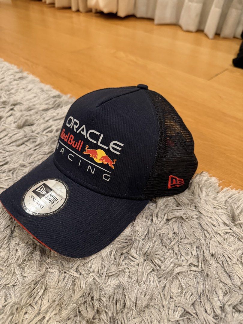 Like New!! New Era (Category: Caps & Hats) located in Makati City. Submitted by MyPurchases2021 (Listing ID 1470286849, Image 2). Description: .