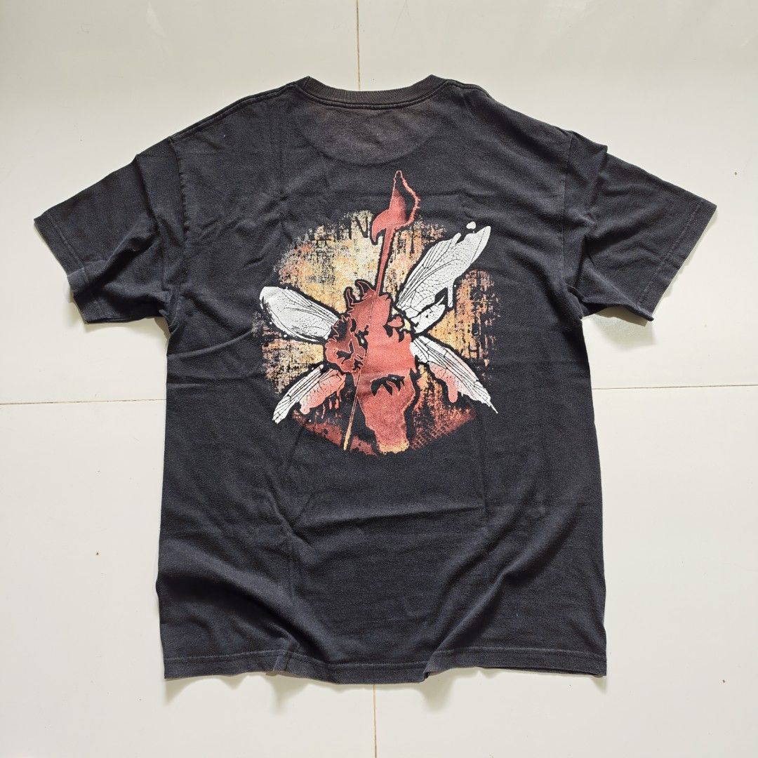 Linkin Park Bandshirt (Category: Tshirts & Polo Shirts ) located in Minglanilla. Submitted by thriftdig (Listing ID 1470174597, Image 2). Description: Linkin Park Large 21X30 Alstyle Classic 📥📥📥 #linkinpark #thriftdig #bandshirt #highlights #fyp #carousell.