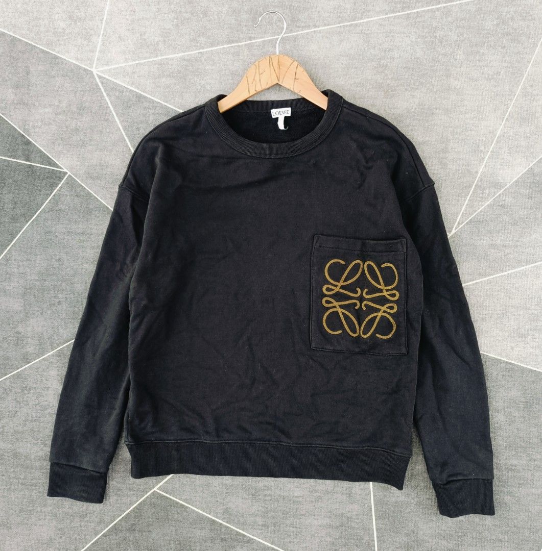 Loewe Anagram Crewneck (Authentic) (Category: Coats, Jackets and Outerwear) located in Cebu City. Submitted by renzecamingay (Listing ID 1470229480, Image 2). Description: Loewe Anagram Crewneck Excellent Condition Small on Tag Width 20.5 Length 24 6500 Plus ship Only Thank you and GOD bless ☺️.