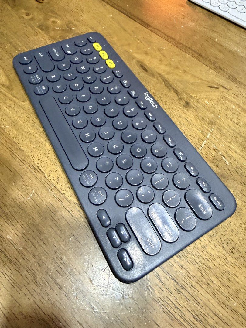 Logitech K380 Bluetooth Multi-Device Keyboard Black (Category: Computer Keyboard) located in Makati City. Submitted by agent_k (Listing ID 1470283218, Image 3). Description: Logitech K380 Wireless Keyboard (Black) No issues; perfect condition .