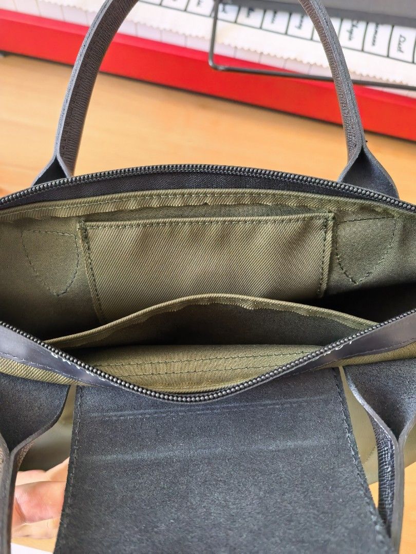 Green Rooftop Design Longchamp Green Handbag, 名牌, 手袋及銀包 - Carousell
