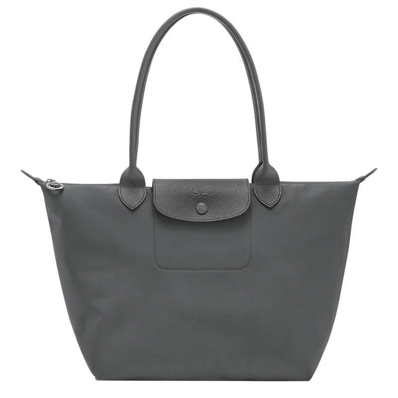 LONGCHAMP LE PLIAGE ONE SERIES MEDIUM LONG HANDLE (Category: Luxury Bags & Wallets) located in Imus. Submitted by dumpitlikeaqueen (Listing ID 1470262038, Image 3). Description: • U.S. PASABUY; accepting orders until November 30, 2026 • Arriving by 2nd or 3rd week of December • Available in Black, Beige, Anthracite, Burgundy & Lime • 10% downpayment to preorder then remaining balance once on hand and ready for delivery or shipping • Open for laya