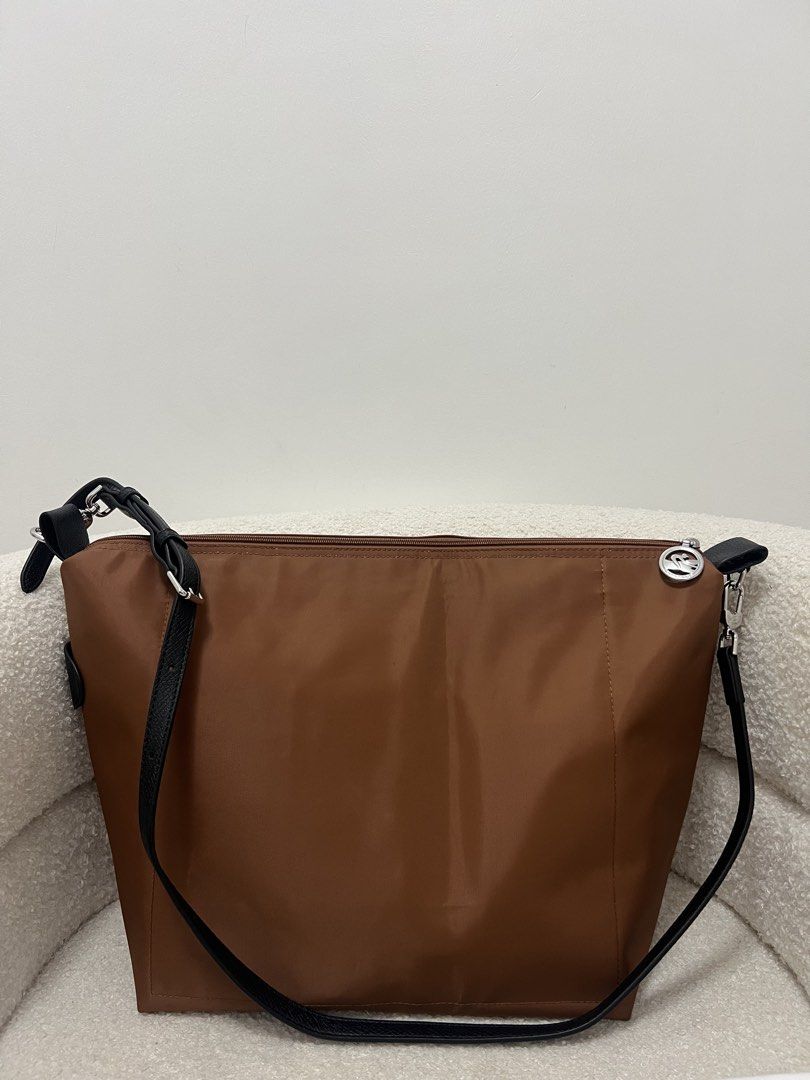 Longchamp Slouchy Bag (Category: Luxury Bags & Wallets) located in Abulug. Submitted by jamiecammie (Listing ID 1470271466, Image 2). Description: Original & No issue DM for orders & inquiries .