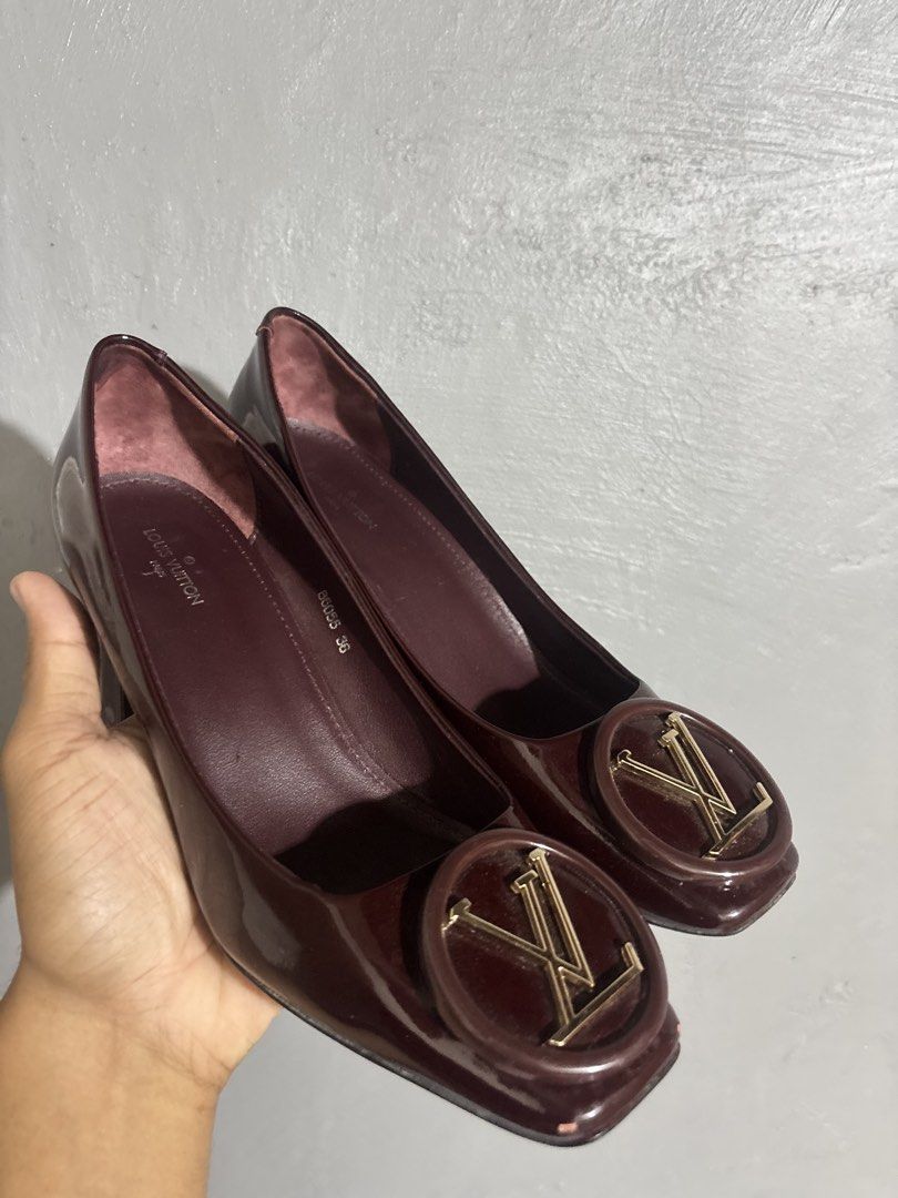 Louis Vuitton heels (Category: Sneakers & Footwear) located in Manila. Submitted by kingblaize (Listing ID 1470165056, Image 2). Description: Louis Vuitton Burgundy Patent Leather Madeleine Block Heel Pumps.