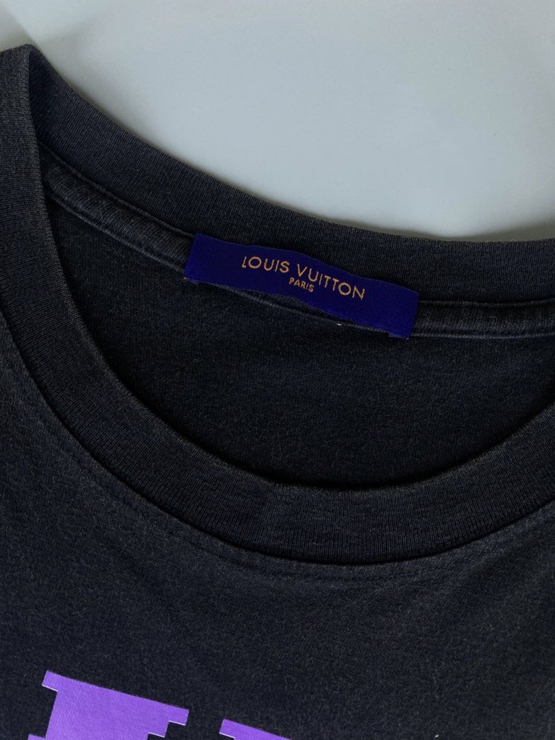Louis Vuitton Pixel LV Logo T-Shirt (Category: Tshirts & Polo Shirts ) located in General Santos City (Dadiangas). Submitted by zann_zee (Listing ID 1470258338, Image 2). Description: - Brand: Louis Vuitton Size - Medium Width - 20 Length - 27.5 Issue:None Condition:Goods Color rate: 8.5/10.