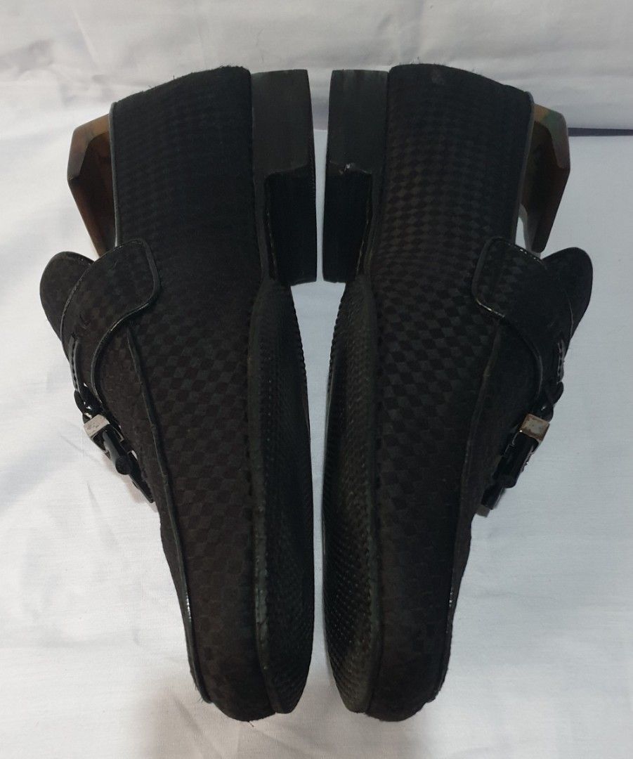 Louis Vuitton sz6.5 (27cm insole) (Category: Casual Shoes) located in Amadeo. Submitted by kuyadan_23 (Listing ID 1470280859, Image 3). Description: presentable looking pair best fit to a sz7.5 US pair of shoes only mop thru gcash sf c/o buyer.