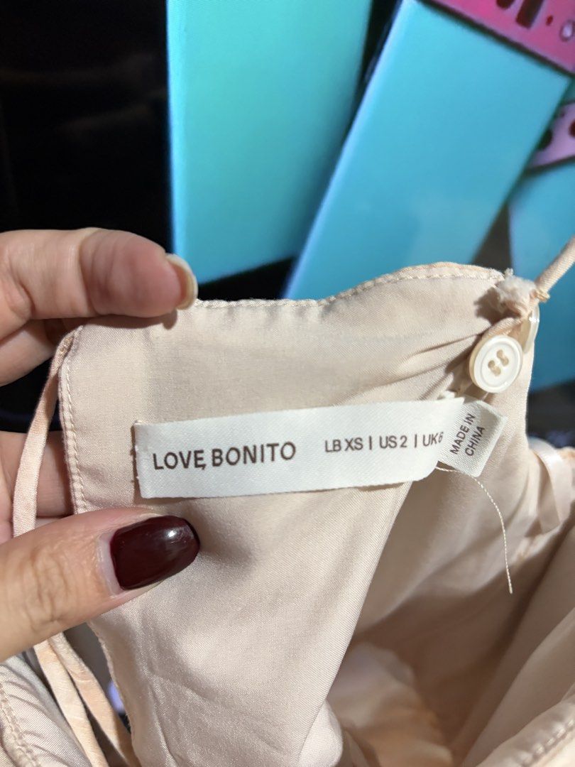 Love Bonito Padded Top (Category: Sleeveless) located in Valenzuela. Submitted by celineyap04 (Listing ID 1470189562, Image 3). Description: .