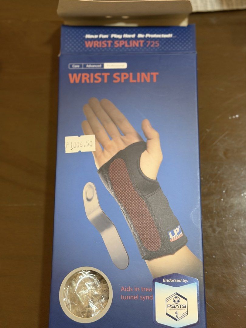 LP Support Wrist Splint 725 Size S (Category: Braces, Support & Protection) located in Taguig. Submitted by enabee (Listing ID 1470271847, Image 3). Description: - Brand: LP Support Wrist Splint 725 - Size: Small - Color: Black exterior with vibrant red interior - Support: Rigid metal stay insert for effective wrist immobilization - Fit: Adjustable hook-and-loop straps for a secure, custom fit - Ideal For: Carpal tunnel syndrome, weak wrists, and