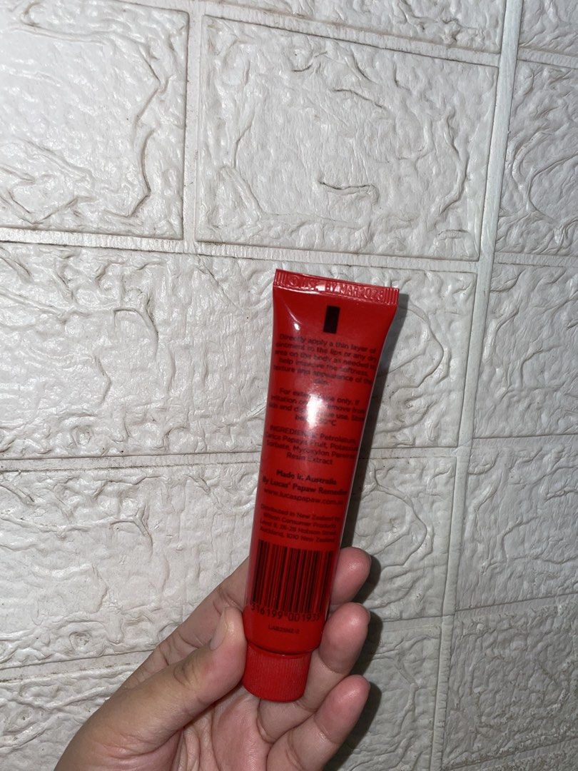 Lucas Papaw Ointment 25g (Category: Face Care) located in Taytay. Submitted by roxanne_03 (Listing ID 1470343970, Image 2). Description: - Product: Lucas Papaw Ointment - Size: 25g red tuhe - Expiry Date: March 2028 (stamped on crimp seal) - Uses: Multipurpose topical cream for lips, dry skin, and minor irritations - used this twice 95% pa po yung laman rfs- decluterring -from new zealand, pasaubong from my pinsan.