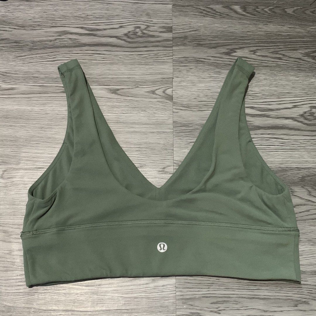 Lululemon Align V-Neck Bra (Category: Activewear) located in Los Banos. Submitted by darl.shop (Listing ID 1470263653, Image 3). Description: Dot 10.