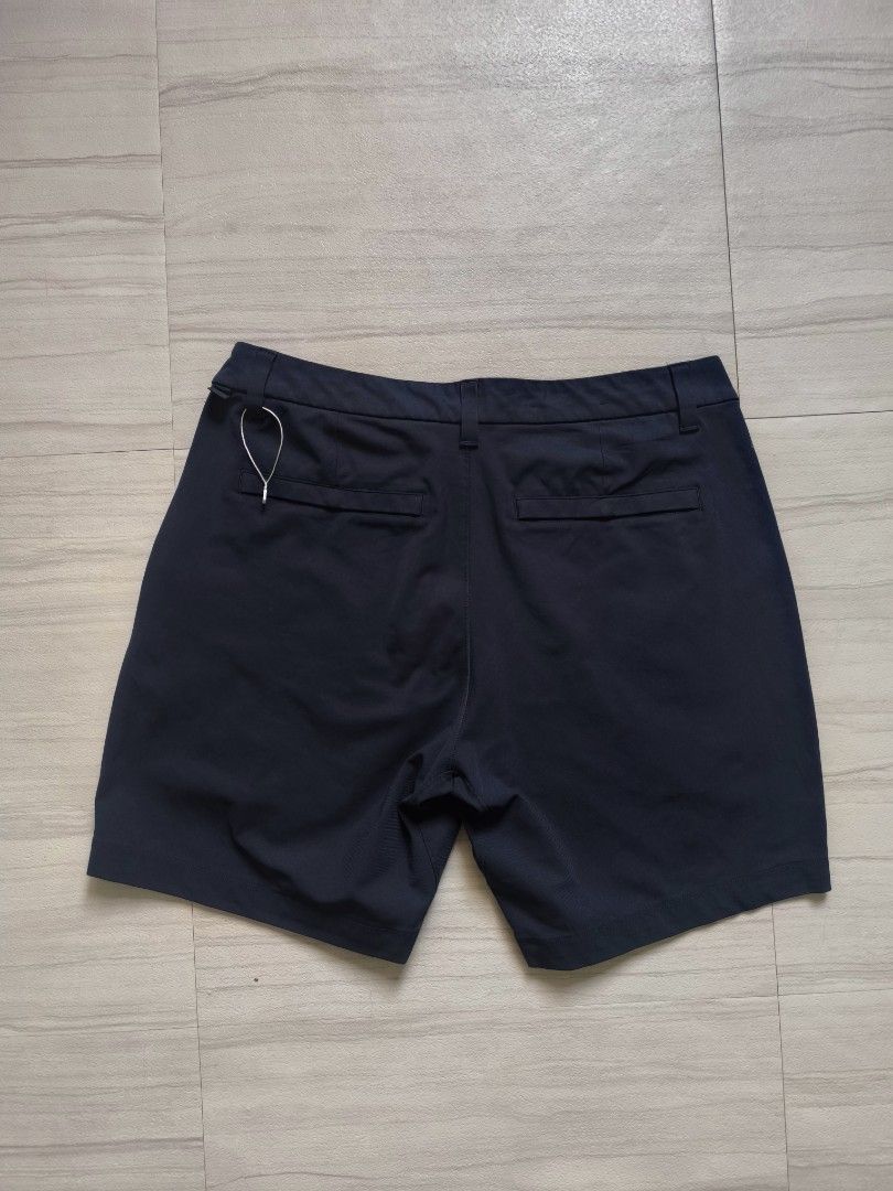 Lululemon Commission Shorts 7" (Category: Shorts) located in Talisay. Submitted by jppppppppp (Listing ID 1470231969, Image 2). Description: Lululemon Commission Shorts 7" Quick Dry Light Weight Navy Blue 🔵 Tagged as 31 (Sticker) Cut tag. Actual Dimensions W 32 L 16 (Above the Knee) Excellent Condition 9️⃣9️⃣0️⃣+SF 09472849954.