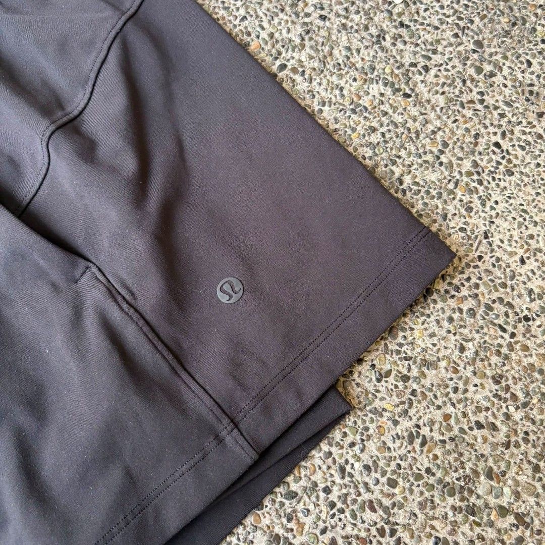 Lululemon On The Fly Short *Woven Womens (Category: Shorts) located in Caloocan City. Submitted by rjlthrifts (Listing ID 1470184228, Image 3). Description: Lululemon On The Fly Short *Woven Womens Excellent Condition Color Rate 10/10 Size 4 on tag 26 - 30 Waist Line 12 Length No Issue. Price. 1,180 Loc. South Caloocan Courier. J&T And Flash Express.