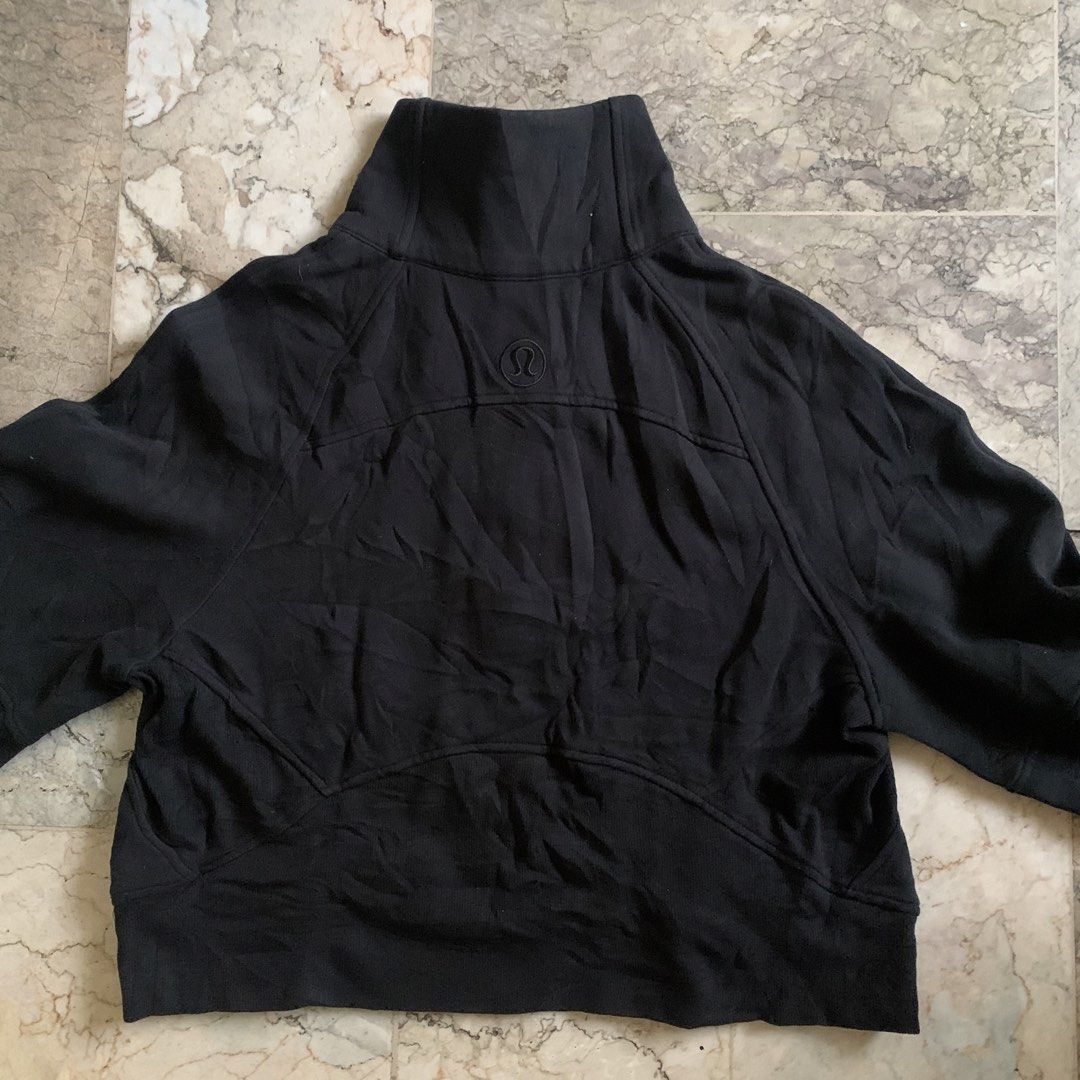Lululemon Scuba Oversized Funnel Neck Shirt Jacket (Category: Activewear) located in Tarlac. Submitted by closetcleanupsale.ph (Listing ID 1470247273, Image 3). Description: XS/S Like new Light cotton Terry LP POSTED.