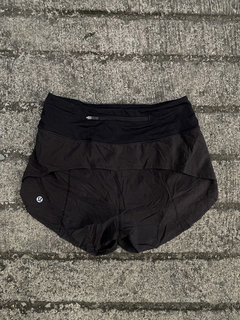 Lululemon sport shorts (Category: Shorts) located in San Jose. Submitted by niknikssss (Listing ID 1470273169, Image 2). Description: Lululemon Size. Dot 2 In excellent condition Cr. 9.8.