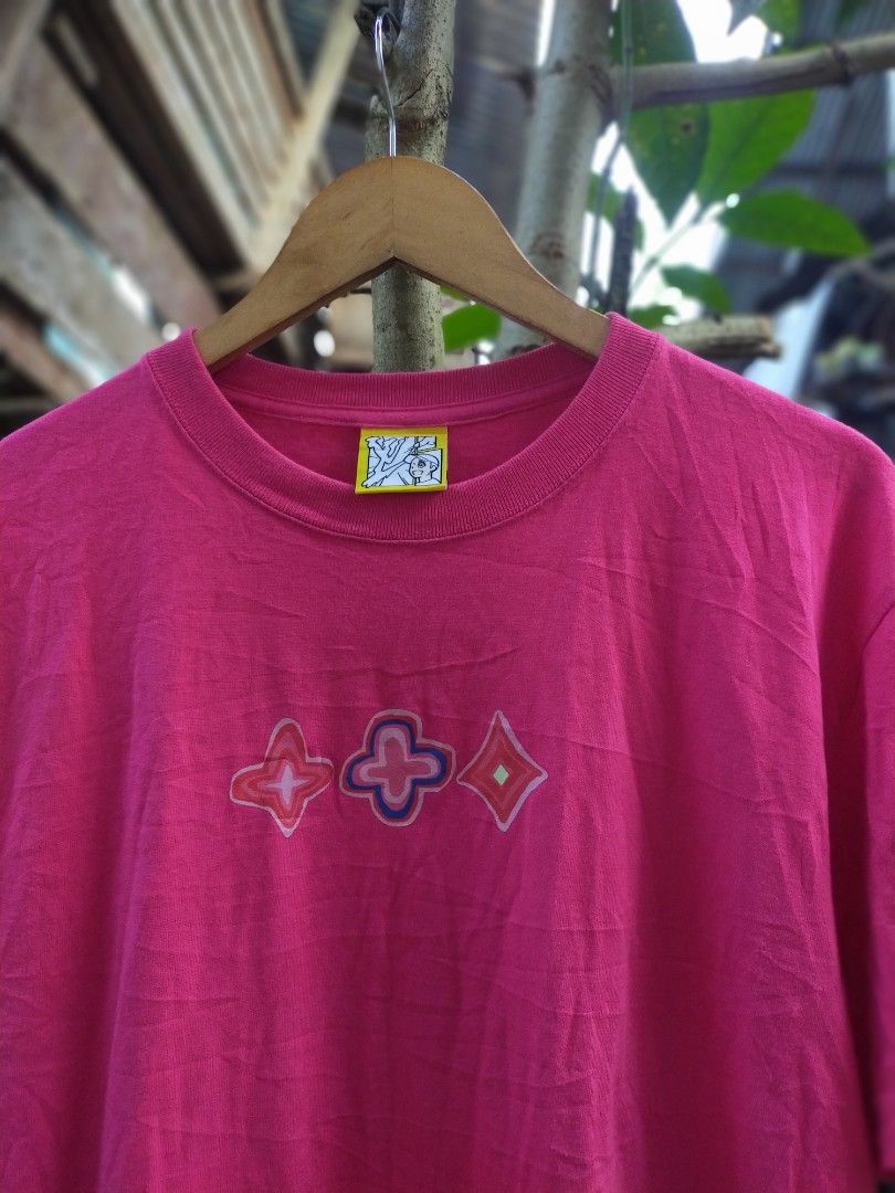 LV shirt (Category: Tshirts & Polo Shirts ) located in Cagwait. Submitted by roundsociety_ph (Listing ID 1470228319, Image 2). Description: size medium.