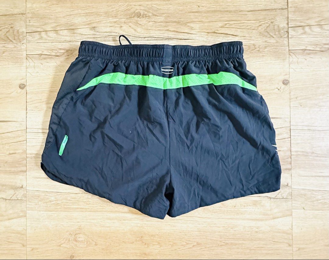 (M) Asics Short (Category: Activewear) located in Marilao. Submitted by mermaidswimwear (Listing ID 1470194410, Image 2). Description: Medium With inner With drawstrings Plus sf.