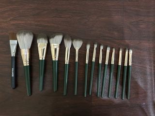(Category: ) located in . Submitted by thirstythrift (Listing ID 1470295862, Image 1). Description: .