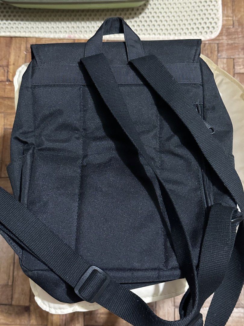 MaH 1912 Young Backpack Waterproof Protection (Category: Backpacks) located in Manila. Submitted by valyewed (Listing ID 1470241064, Image 2). Description: ￼MaH 1912 Young Backpack Waterproof Protection Full Colors 13 Inch Black Good as new, just needs a little cleaning negotiable ship to u as fast as possible.