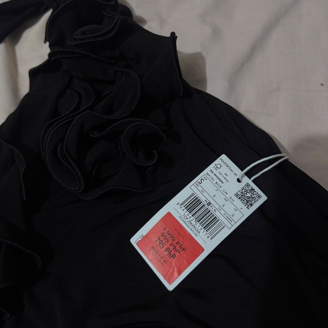 Mango (BNWT) Black Ruched One Shoulder Top with Ruffled Detail (Category: Sleeveless) located in Antipolo. Submitted by nicnicbg (Listing ID 1470284293, Image 3). Description: brand new with tag, og price is ₱1995.