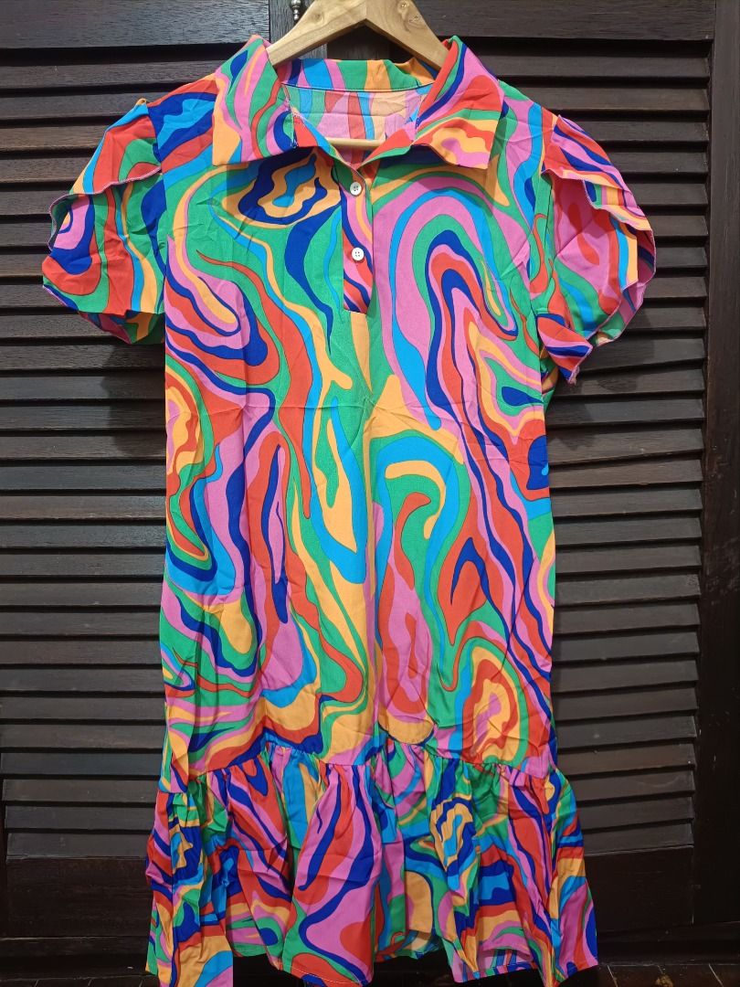 Marbled Print Ruffle Dress (Category: Dresses) located in Manila. Submitted by byjrb (Listing ID 1470199275, Image 1). Description: Medium On Tag.