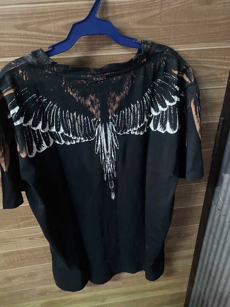 Marcelo burlon (authentic) (Category: Tshirts & Polo Shirts ) located in Malolos. Submitted by piologene (Listing ID 1470306335, Image 3). Description: Small Authentic marcelo burlon Goods pa tela nya .