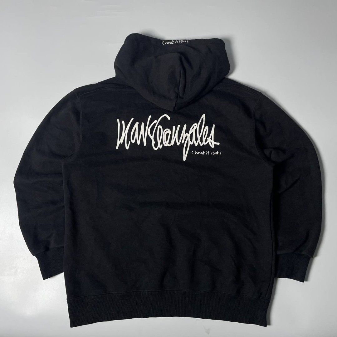 Mark Gonzales (Category: Hoodies) located in Davao. Submitted by archives_co. (Listing ID 1470313371, Image 1). Description: width-23.5 length-28.