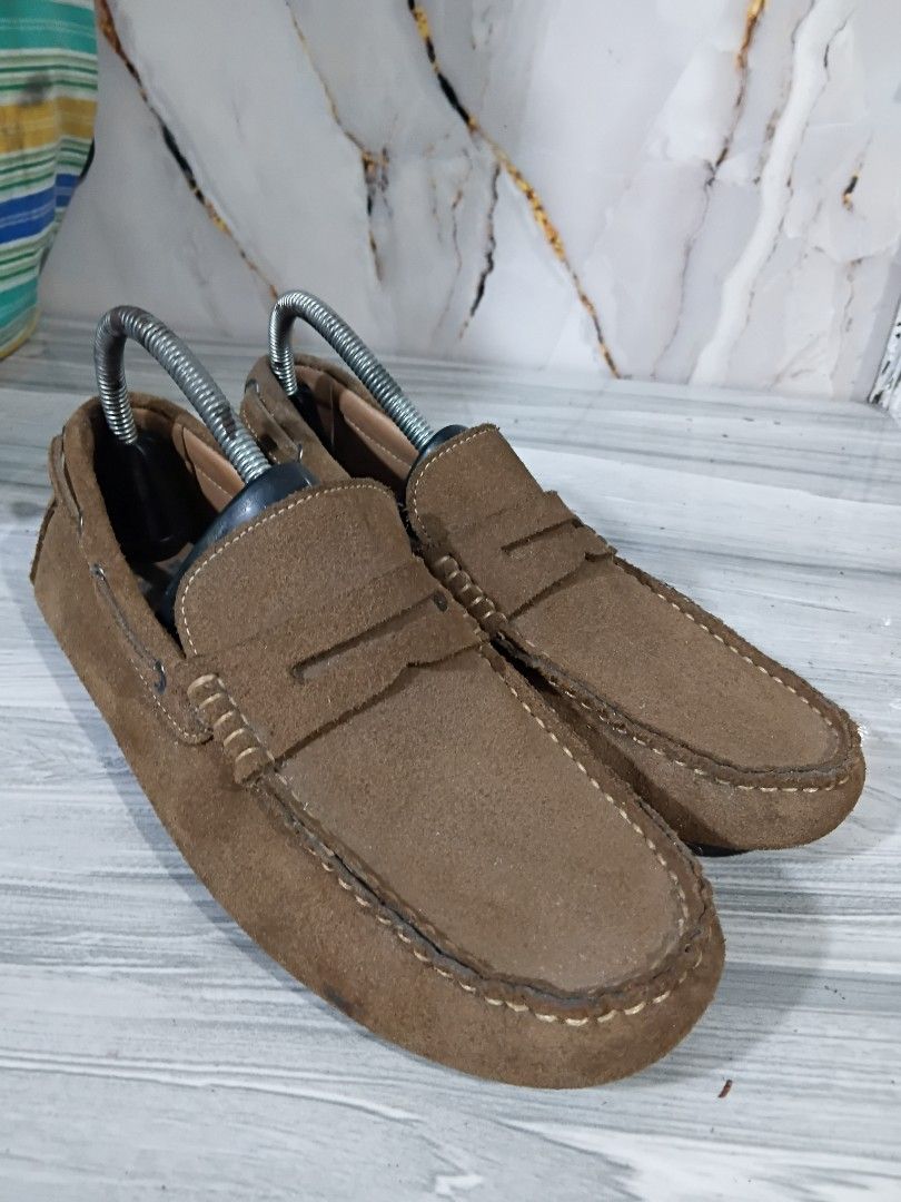 MARKS AND SPENCER LOAFERS SUEDE SIZE 8MEN (Category: Casual Shoes) located in General Mariano Alvarez. Submitted by adonid (Listing ID 1470225251, Image 2). Description: MARKS AND SPENCER LOAFERS SUEDE SIZE 8MEN SIGN OF USAGE LOC. GMA CAVITE PHP 700.