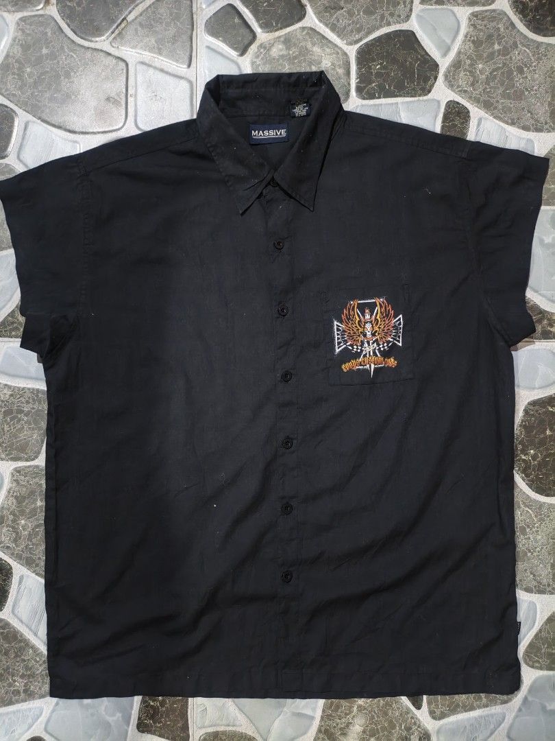 Massive Coops Custom Rods Black Sleeveless Work Shirt XL (Category: Activewear) located in Narvacan. Submitted by picky_looter (Listing ID 1470303847, Image 1). Description: - Style: Sleeveless button-down work shirt - Size: XL - Material: 65% polyester, 35% cotton - Design: Coops Custom Rods graphic on left chest pocket and large print on the back - Details: Classic collar, front button closure, regular fit.