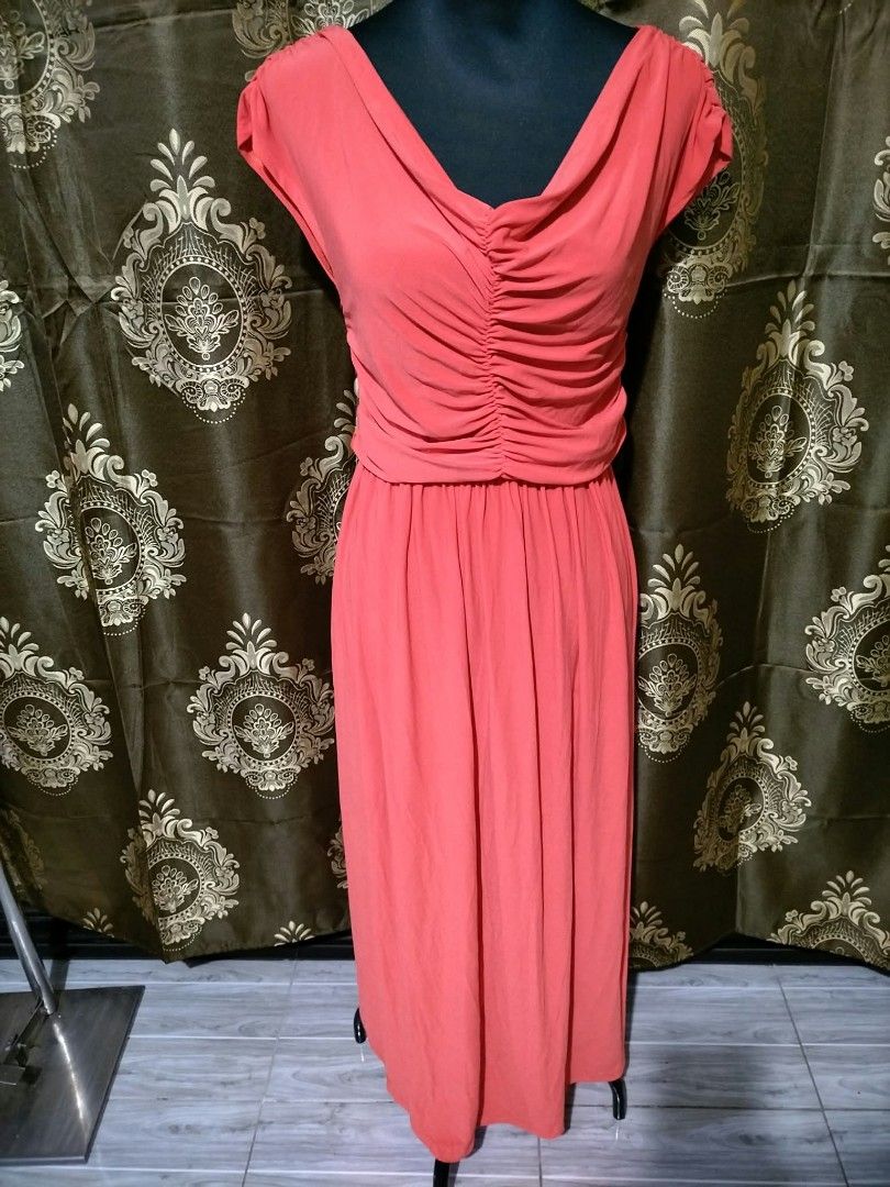 Maxi Dress (Category: Dresses) located in Caloocan City. Submitted by appleblossoms07 (Listing ID 1470276394, Image 3). Description: Brand: above Bust : 31" Length : 52" Stretchable.
