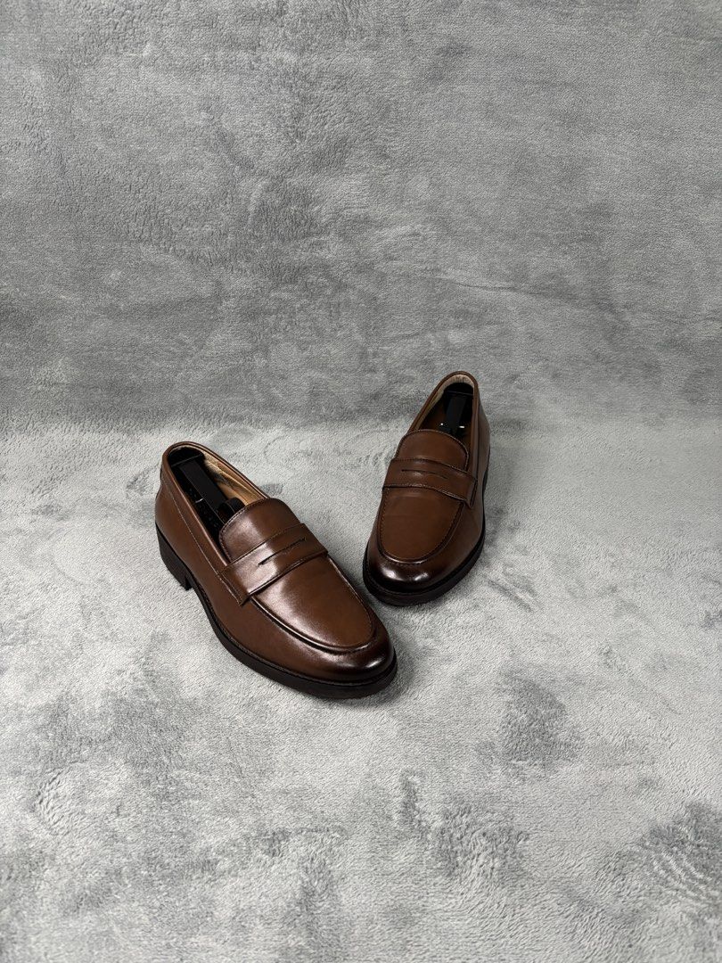 MAZZ by Elcanto (Category: Casual Shoes) located in Pasay City. Submitted by thepaircollective (Listing ID 1470263827, Image 1). Description: .