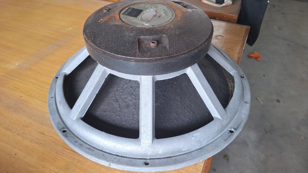 McCauley Sound 6000 Speaker Driver Woofer (Category: Soundbars, Speakers & Amplifiers) located in Angeles City. Submitted by pamdiel003 (Listing ID 1470288553, Image 2). Description: Mccauley 6000 - works good 2500 pesos loc: Sunset Valley Mansions brgy cutcut angeles city.